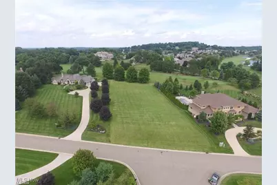 6882 Glengarry Avenue NW, Canton, OH 44718 - Photo 3