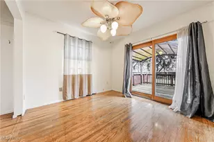 16408 Highview Dr, Loveland, OH 44128 - Photo 9