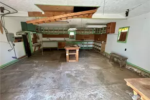 43 S Van Buren Ave, Barberton, OH 44203 - Photo 35