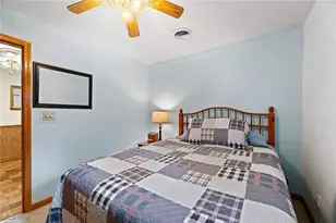 43 S Van Buren Ave, Barberton, OH 44203 - Photo 23