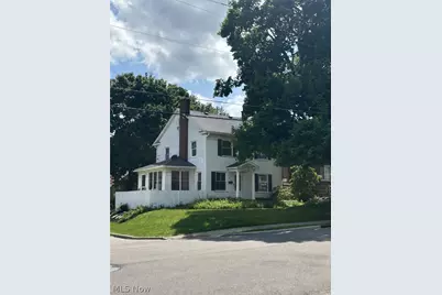 534 E Maple Street, North Canton, OH 44720 - Photo 1