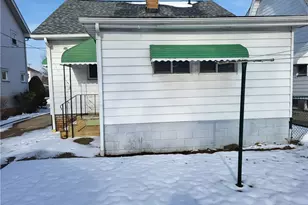 18870 Monterey Ave, Euclid, OH 44119 - Photo 19