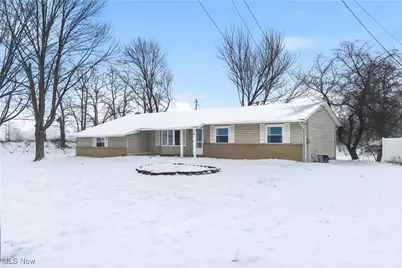 3212 Foxmoor Street NE, Hartville, OH 44632 - Photo 1
