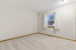 3212 Foxmoor St NE, Hartville, OH 44632 - Photo 19