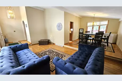 5635 Janet Boulevard, Solon, OH 44139 - Photo 3