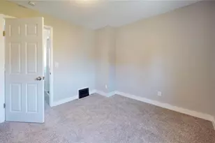 3411 W 49th St, Loveland, OH 44102 - Photo 21