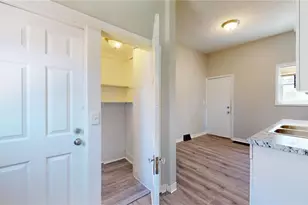3411 W 49th St, Loveland, OH 44102 - Photo 7