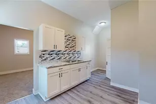 3411 W 49th St, Loveland, OH 44102 - Photo 3