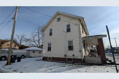 616 Maryland Avenue SW, Canton, OH 44710 - Photo 3
