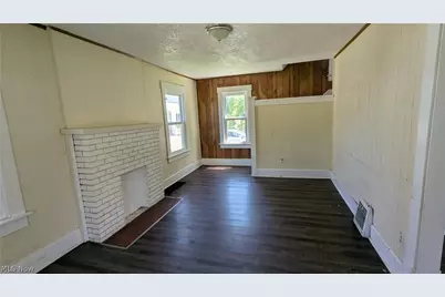 616 Maryland Avenue SW, Canton, OH 44710 - Photo 9