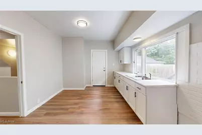 3200 W 94th Street, Loveland, OH 44102 - Photo 11