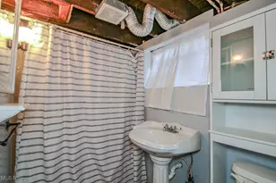 16627 Chatfield Ave, Loveland, OH 44111 - Photo 37