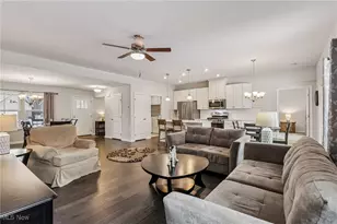 1951 E Woodland Dr, Akron, OH 44313 - Photo 7