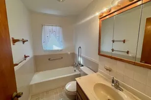 107 Clearview Ave, Weirton, WV 26062 - Photo 9