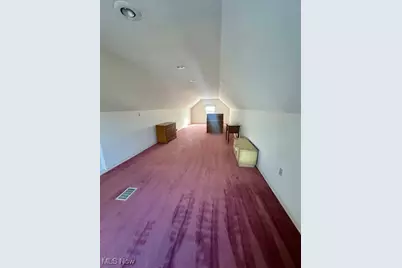 107 Clearview Avenue, Weirton, WV 26062 - Photo 13