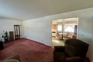 107 Clearview Ave, Weirton, WV 26062 - Photo 3