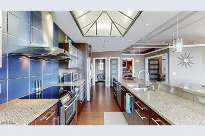 21 Furnace Street #705, Akron, OH 44308 - Photo 9