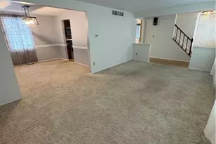 6884 Slippery Rock Dr, Austintown, OH 44406 - Photo 5