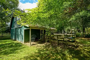 4300 Poe Rd, Medina, OH 44256 - Photo 37