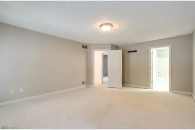 515 Woodview Trail, Aurora, OH 44202 - Photo 25