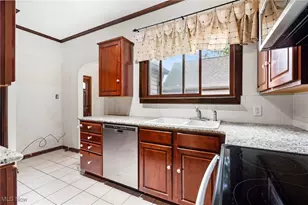 140 32nd St NW, Canton, OH 44709 - Photo 15