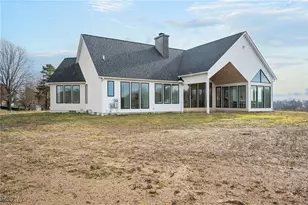 10311 Hunting Hills Ave NE, Hartville, OH 44632 - Photo 31