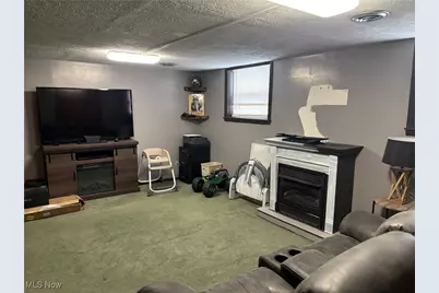 815 Crestview Drive, East Liverpool, OH 43920 - Photo 19