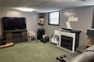 815 Crestview Dr, East Liverpool, OH 43920 - Photo 19