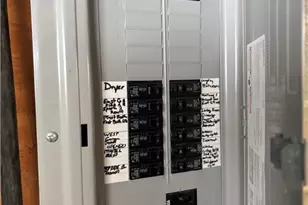 815 Crestview Dr, East Liverpool, OH 43920 - Photo 25