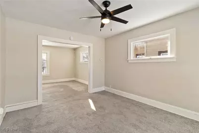 13409 Bartlett Avenue, Loveland, OH 44120 - Photo 15