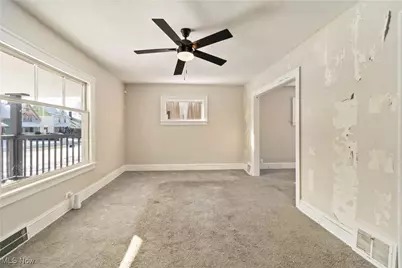 13409 Bartlett Avenue, Loveland, OH 44120 - Photo 7