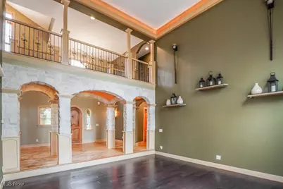 2942 Torrey Pines Circle NW, Canton, OH 44708 - Photo 9