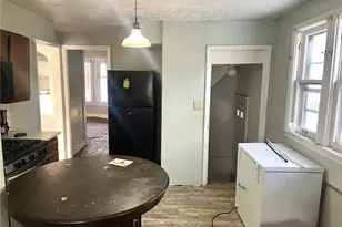 9208 Kempton Ave, Loveland, OH 44108 - Photo 7