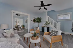 306 Maplewood Ave, Struthers, OH 44471 - Photo 9