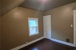 1534 E 133rd St, Loveland, OH 44112 - Photo 9