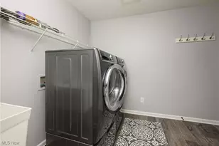 9078 Brookledge Ave NW, North Canton, OH 44720 - Photo 27