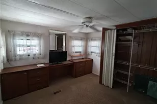 8223 Russell Ln, Loveland, OH 44144 - Photo 3