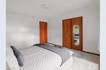 13532 Elbur Lane, Oakwood, OH 44107 - Photo 17