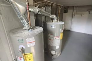 17460 Chagrin Blvd, Huber Heights, OH 44120 - Photo 17