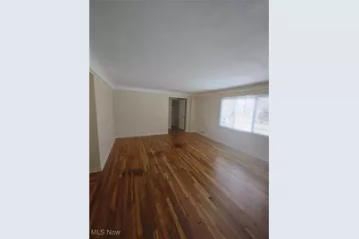 17460 Chagrin Boulevard, Huber Heights, OH 44120 - Photo 9