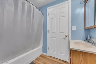 10249 W Ridge Rd, Elyria, OH 44035 - Photo 23