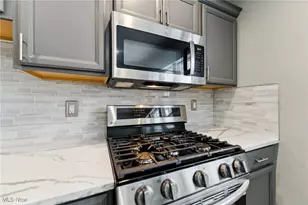 2601 Sherwood Dr, Lorain, OH 44053 - Photo 11