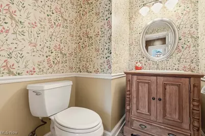 201 Hampshire Road, Akron, OH 44313 - Photo 23