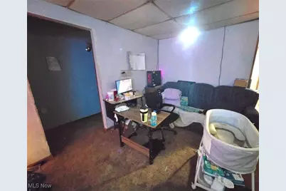 873 Logan Street, East Liverpool, OH 43920 - Photo 3