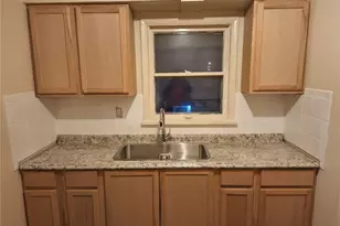 5650 Lafayette Ave, Maple Heights, OH 44137 - Photo 3