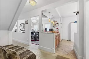 1214 E Market St, Warren, OH 44483 - Photo 5