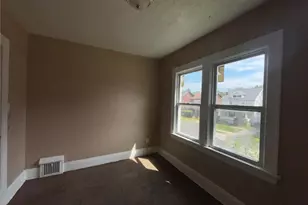 13203 Alvin Ave, Garfield Heights, OH 44105 - Photo 17