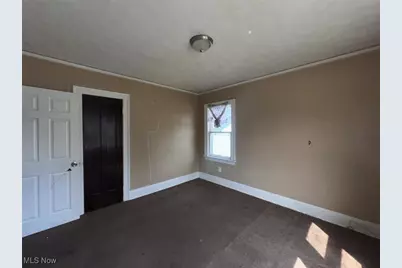 13203 Alvin Avenue, Garfield Heights, OH 44105 - Photo 15