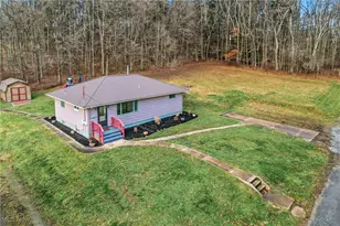 24 Center St, Leetonia, OH 44431 - Photo 23