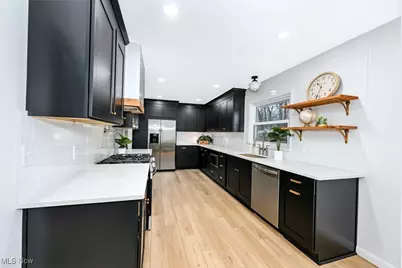 1591 Newcastle Circle, Akron, OH 44313 - Photo 11